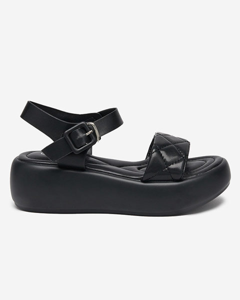 OUTLET Dámske prešívané klinové sandále z eko kože v čiernej farbe Baloui. Obuv