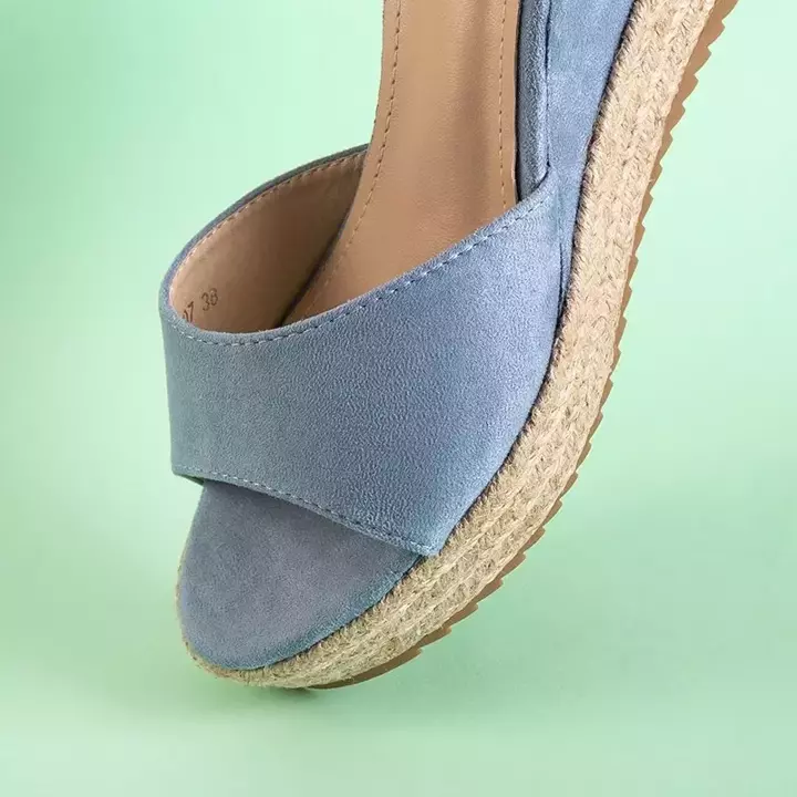 OUTLET Modré dámske sandále na kline Salome - Obuv