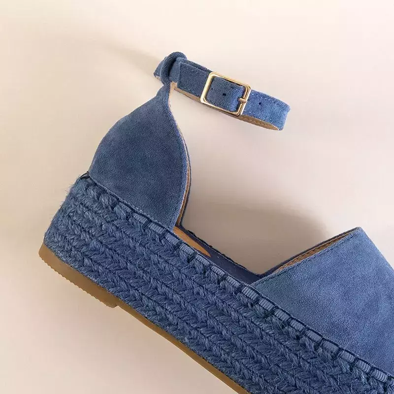 OUTLET Modré dámske sandále na platforme Ponera - Obuv