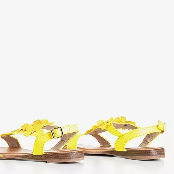 OUTLET Neónové žlté dámske sandále s kvetmi Madlen - Obuv