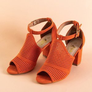 OUTLET Oranžové dámske prelamované sandále na stĺpiku Alesha - Obuv