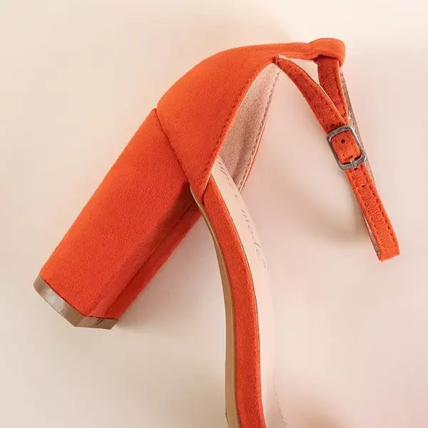 OUTLET Oranžové dámske sandále na stĺpiku Anniet - Obuv