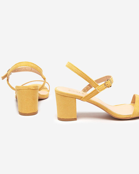 OUTLET Žlté dámske sandále na stĺpiku Usopi- Obuv