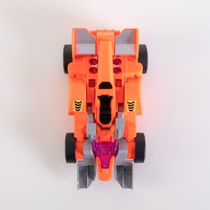 Oranžovo svietiace auto s dinosaurami - Hračky