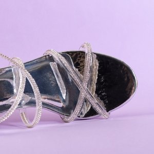 Strieborné dámske sandále na stĺpiku s kubickými zirkónmi Jukko - Obuv