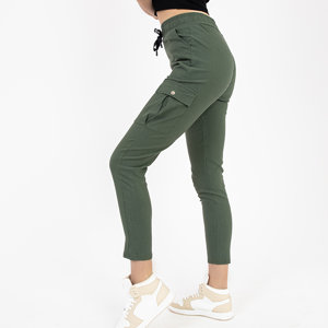 Tmavo zelené dámske cargo nohavice - Oblečenie