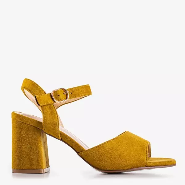 VÝPLET Zelené a žlté sandále na obuvi Elga