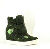 Zielone zamszowe sneakersy na koturnie - Obuwie
