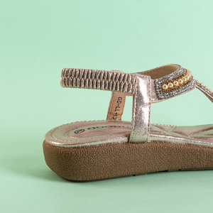 Zlaté dámske sandále s dekoráciou Alika - Obuv